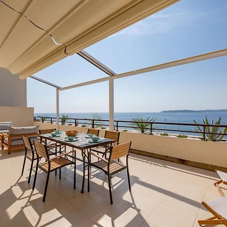 L'arbois By Interhome *