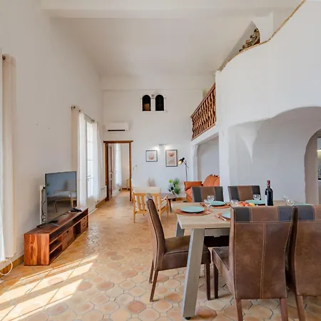 L'arbois By Interhome *