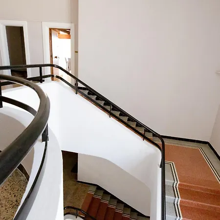 Appartement L'arbois By Interhome Sainte-Maxime